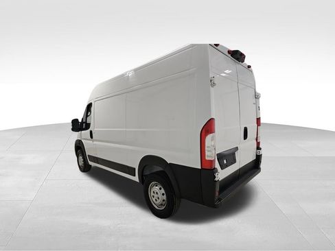 Used 2023 RAM ProMaster 2500 w/ Convenience Group FWD image 10