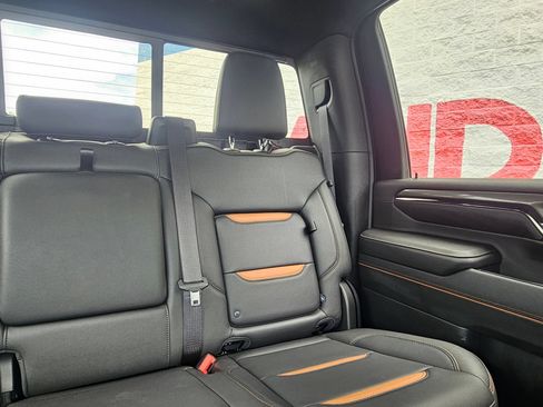 Used 2024 GMC Sierra 2500 AT4 w/ AT4 Premium Plus Package AWD/4WD image 26