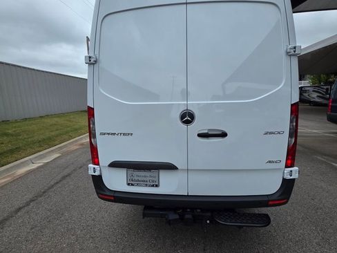 New 2025 Mercedes-Benz Sprinter 2500 image 2