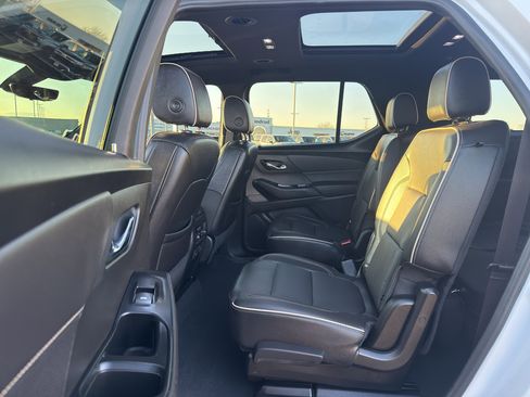 Certified 2023 Chevrolet Traverse Premier image 30