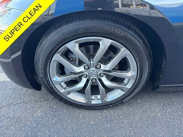Used 2014 Nissan 370Z Touring RWD image 24