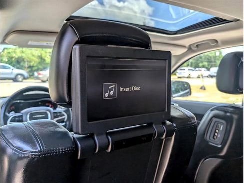 Used 2015 Dodge Durango Limited w/ Premium Group image 39