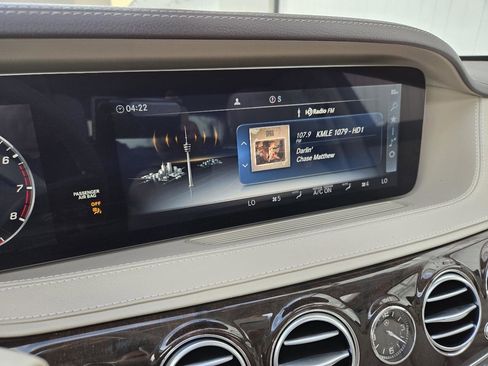 Used 2020 Mercedes-Benz S 450 Sedan image 9