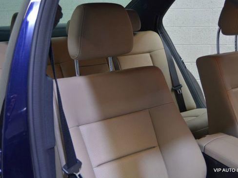 Used 2010 Mercedes-Benz E 350 4MATIC Sedan image 14