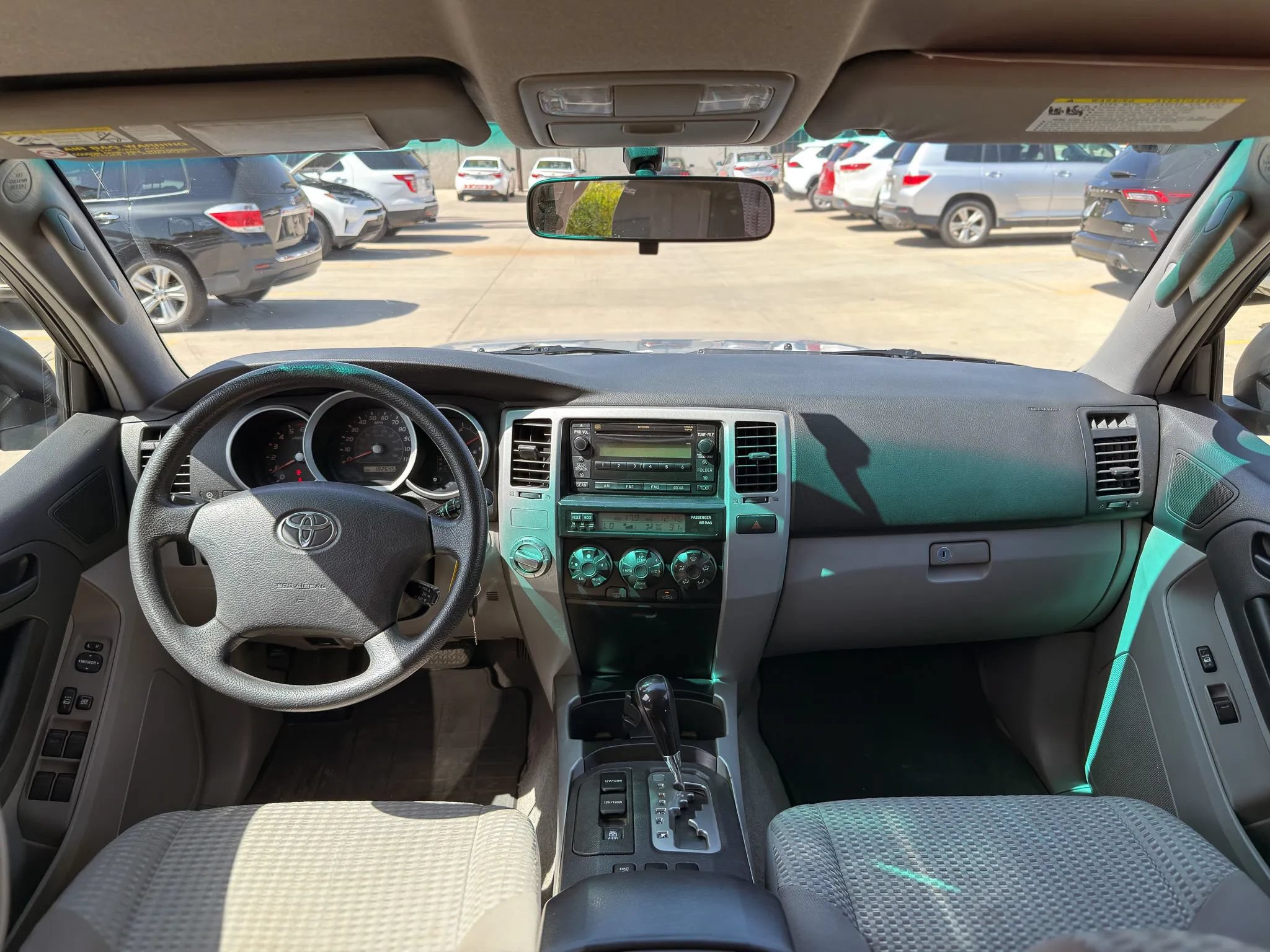 Used 2009 Toyota 4Runner SR5 AWD/4WD image 10