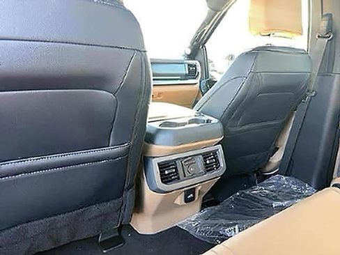 New 2026 Ford F250 Lariat w/ FX4 Off-Road Package AWD/4WD image 11