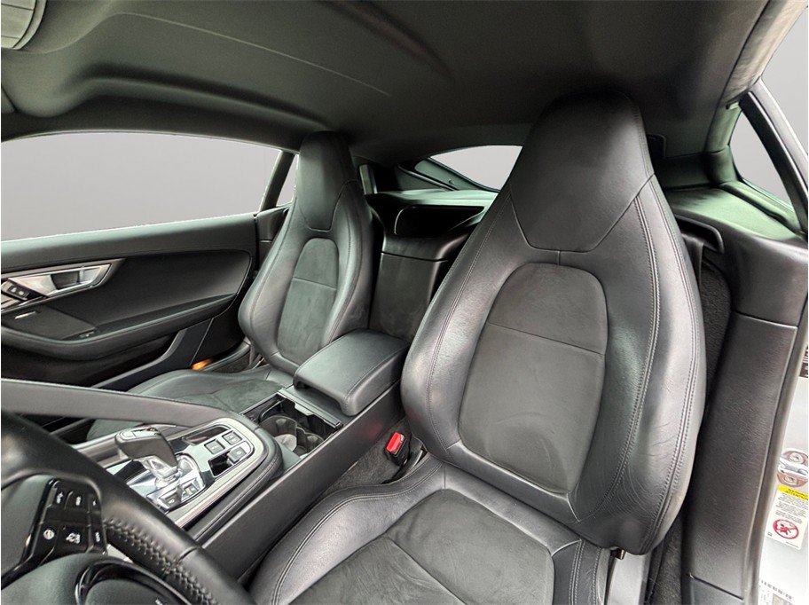 Used 2017 Jaguar F-TYPE Coupe RWD image 16