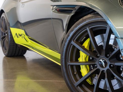 Used 2019 Aston Martin DB11 AMR image 29