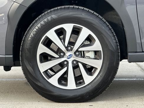 Certified 2025 Subaru Outback Premium image 26