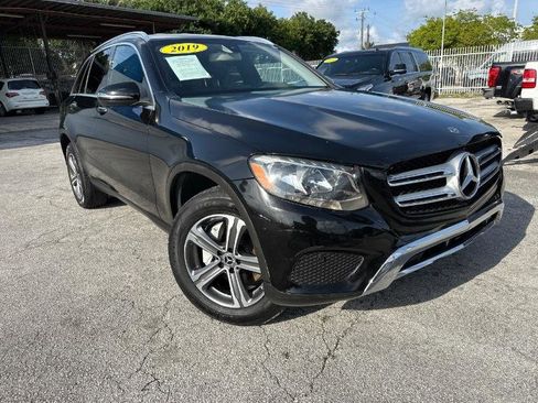 Used 2019 Mercedes-Benz GLC 300 w/ Premium Package image 7