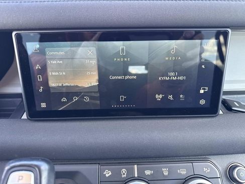 Used 2020 Land Rover Defender 110 SE image 17