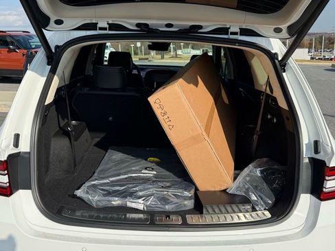 New 2026 Genesis GV80 3.5T Prestige image 13