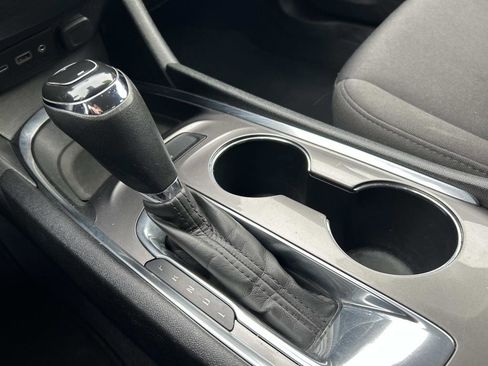 Used 2019 Chevrolet Malibu LT image 27