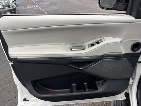 New 2026 Lincoln Navigator Reserve AWD/4WD image 11