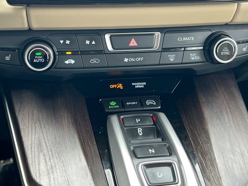 Used 2019 Honda Clarity Plug-In Hybrid image 19