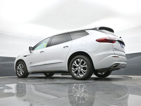 Used 2021 Buick Enclave Avenir w/ Avenir Technology Package image 43