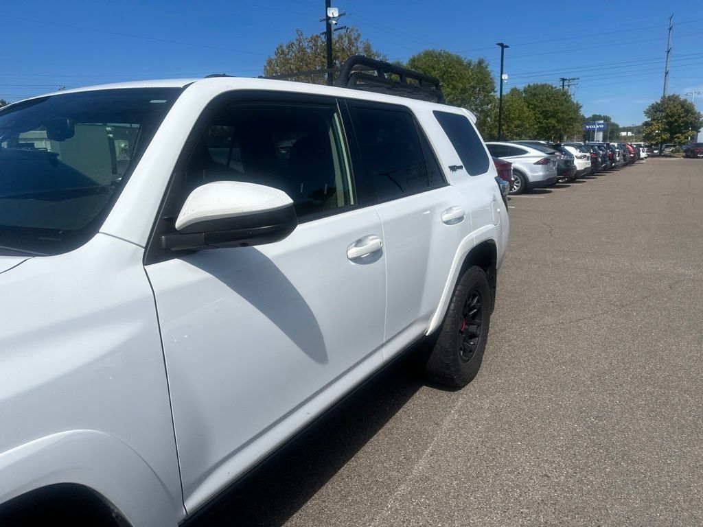 Used 2022 Toyota 4Runner TRD Pro AWD/4WD image 9