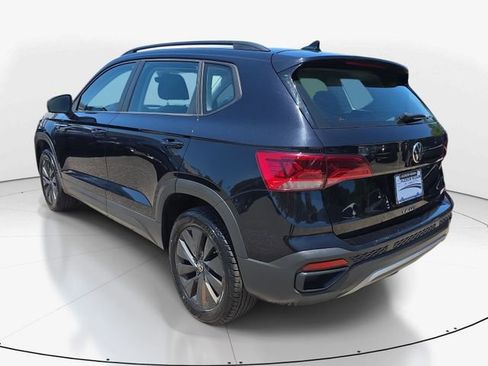 Used 2024 Volkswagen Taos S FWD image 8