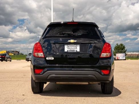 Used 2020 Chevrolet Trax LS w/ Tint and Cruise Package FWD image 6