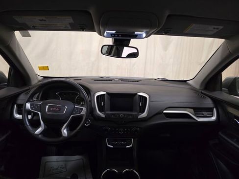 Used 2023 GMC Terrain SLE w/ Driver Convenience Package image 29