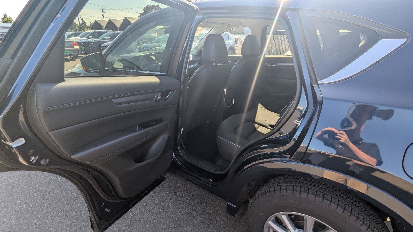 Used 2024 MAZDA CX-5 AWD 2.5 S w/ Select Package image 11