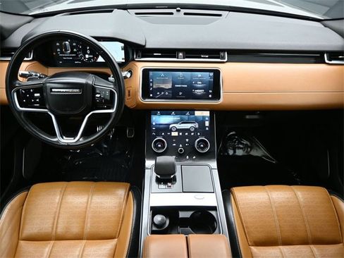 Used 2021 Land Rover Range Rover Velar R-Dynamic HSE image 16