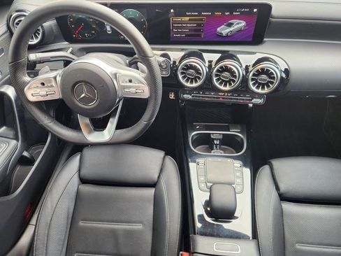 Used 2022 Mercedes-Benz CLA 250 image 25