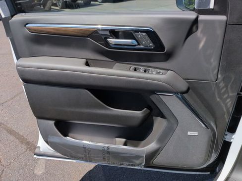 New 2026 Chevrolet Tahoe High Country w/ Sun And Tow Package AWD/4WD image 25
