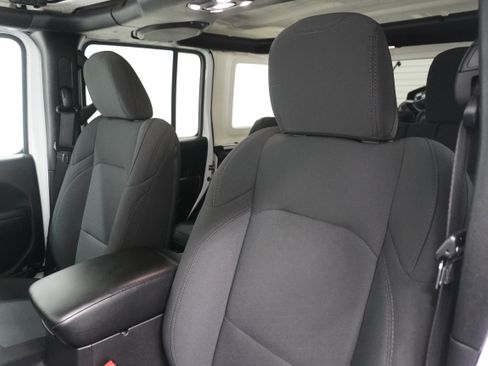 Used 2023 Jeep Wrangler Unlimited Sport AWD/4WD image 11