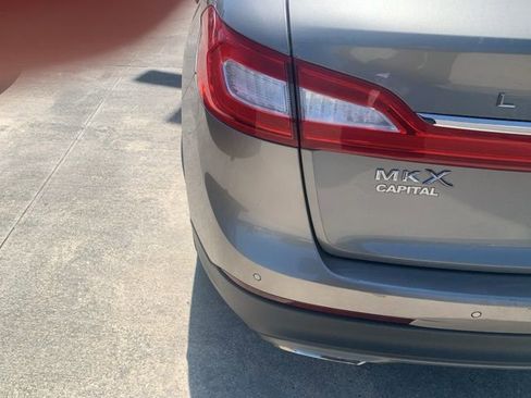 Used 2016 Lincoln MKX Reserve w/ Climate Package image 6