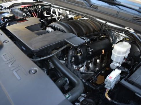 Used 2017 GMC Yukon XL Denali w/ Open Road Package image 29