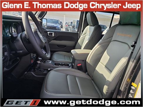 New 2026 Jeep Gladiator Mojave image 9