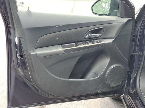 Used 2016 Chevrolet Cruze LT FWD image 19