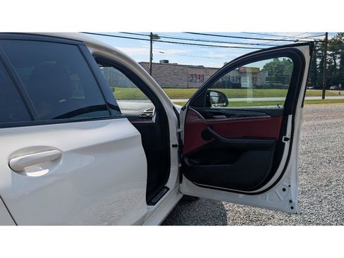 Used 2023 BMW X4 M40i w/ Premium Package image 11