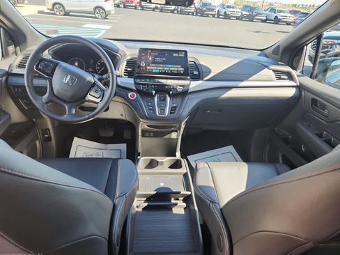 Certified 2025 Honda Odyssey Sport-L image 17