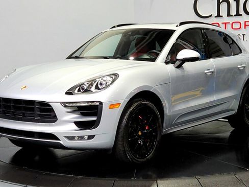 Used 2015 Porsche Macan Turbo image 3