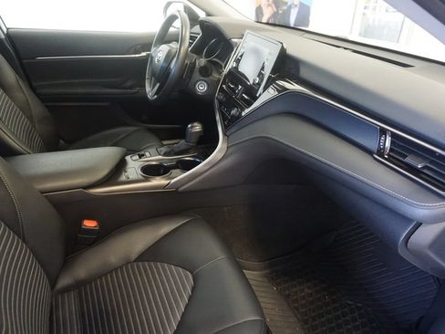 Used 2024 Toyota Camry SE AWD/4WD image 20
