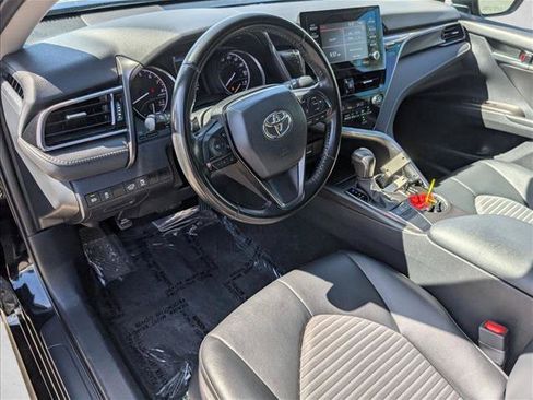 Used 2023 Toyota Camry SE FWD image 10