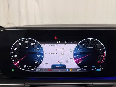 Used 2025 Mercedes-Benz GLS 450 4MATIC image 14