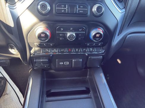 Used 2020 GMC Sierra 1500 SLT w/ SLT Premium Package image 27