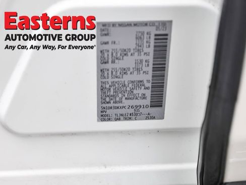 Used 2023 Nissan Pathfinder Platinum AWD/4WD image 39