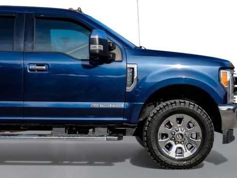 Used 2019 Ford F250 Lariat w/ Lariat Ultimate Package image 7