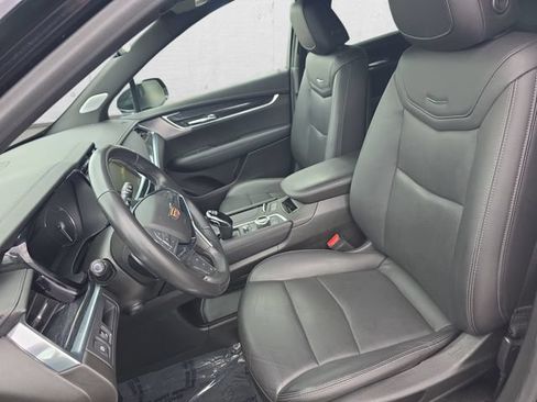 Used 2020 Cadillac XT5 Premium Luxury AWD/4WD image 15