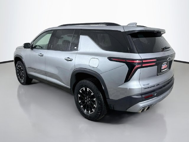 Used 2026 Chevrolet Traverse Z71 w/ Driver Confidence Package AWD/4WD image 5