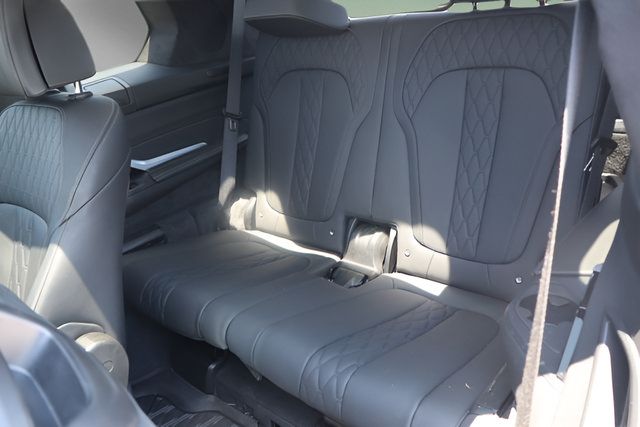 Used 2025 BMW X7 M60i w/ Executive Package AWD/4WD image 40