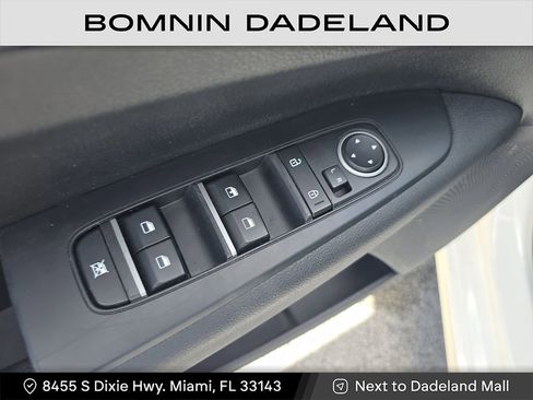 Used 2020 Kia Forte LXS image 19