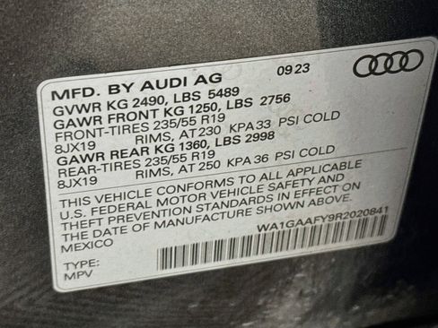 Used 2024 Audi Q5 2.0T Premium AWD/4WD image 27