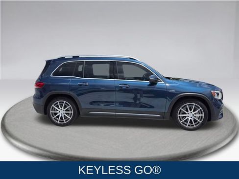 Used 2021 Mercedes-Benz GLB 35 AMG 4MATIC image 12