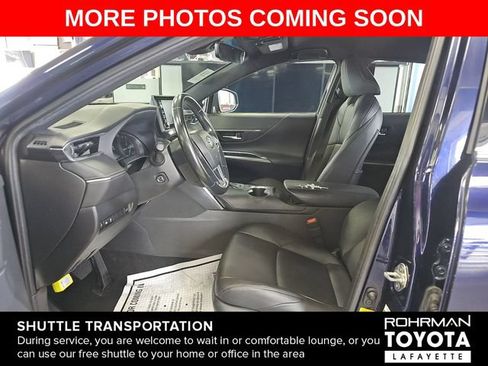 Used 2022 Toyota Venza XLE AWD/4WD image 6