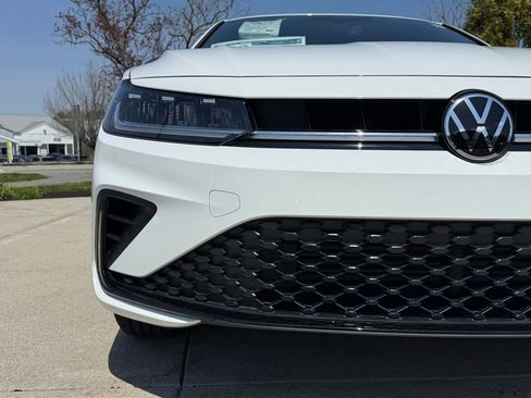 New 2026 Volkswagen Jetta Sport FWD image 5